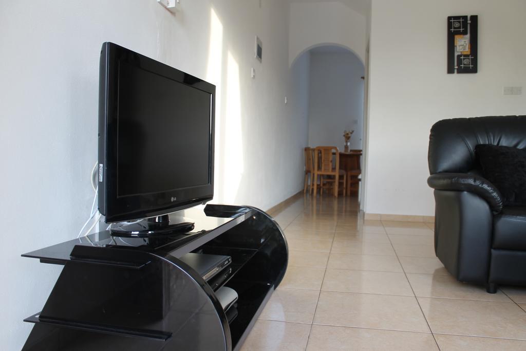 Diana Townhouse 2 Apartment Пафос Стая снимка