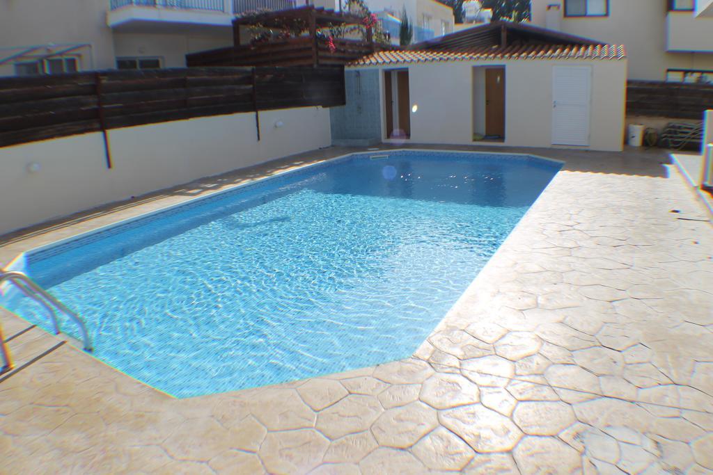 Diana Townhouse 2 Apartment Пафос Стая снимка