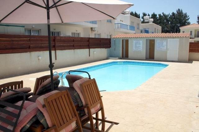 Diana Townhouse 2 Apartment Пафос Екстериор снимка