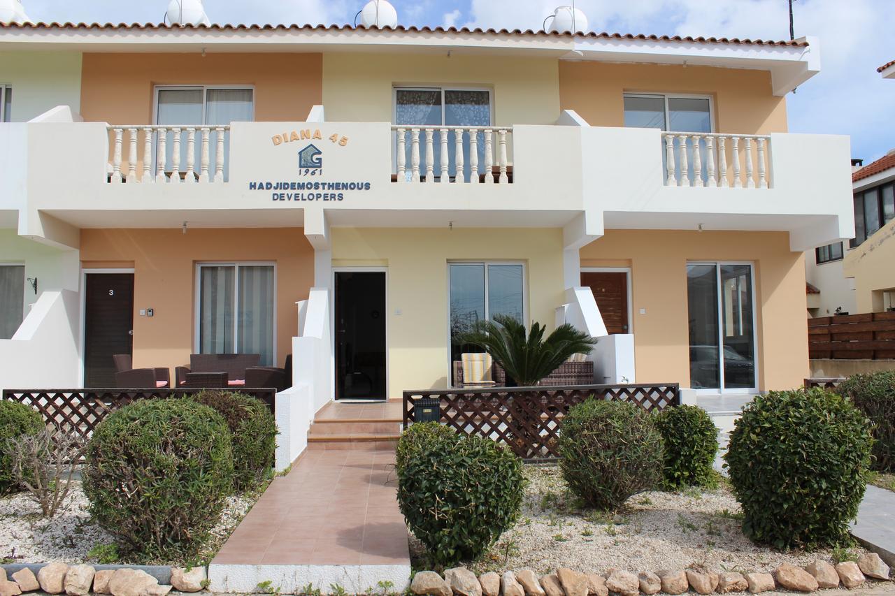 Diana Townhouse 2 Apartment Пафос Екстериор снимка