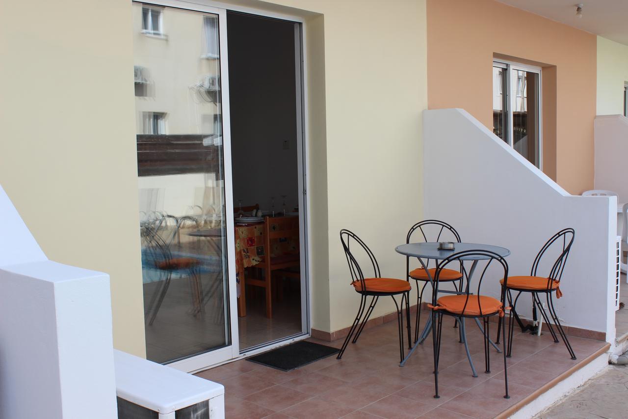Diana Townhouse 2 Apartment Пафос Екстериор снимка