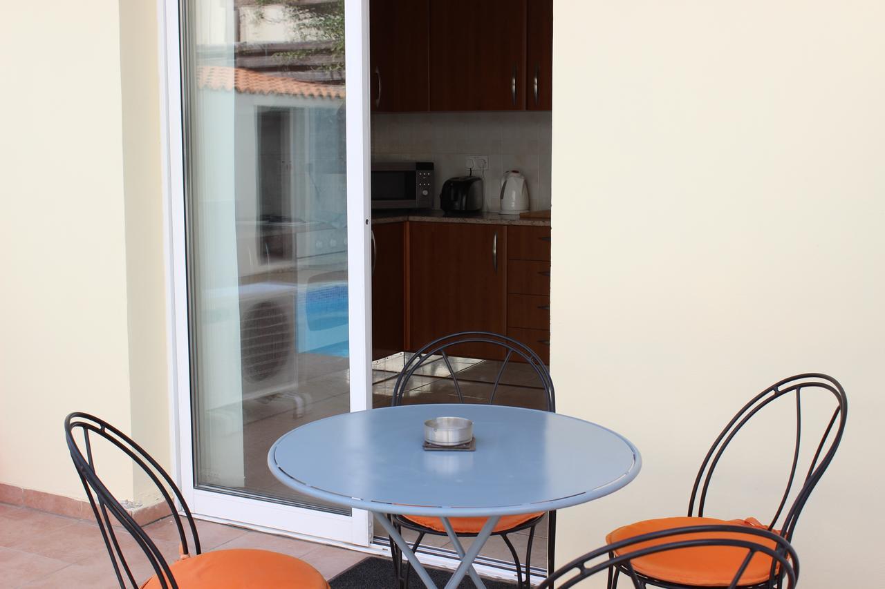Diana Townhouse 2 Apartment Пафос Екстериор снимка